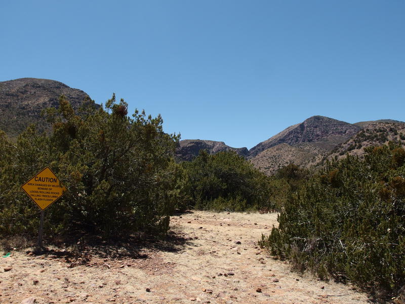 Hot afternoon sun at the trailhead