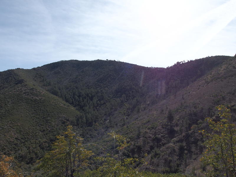 Close view of the ridge along North Peak