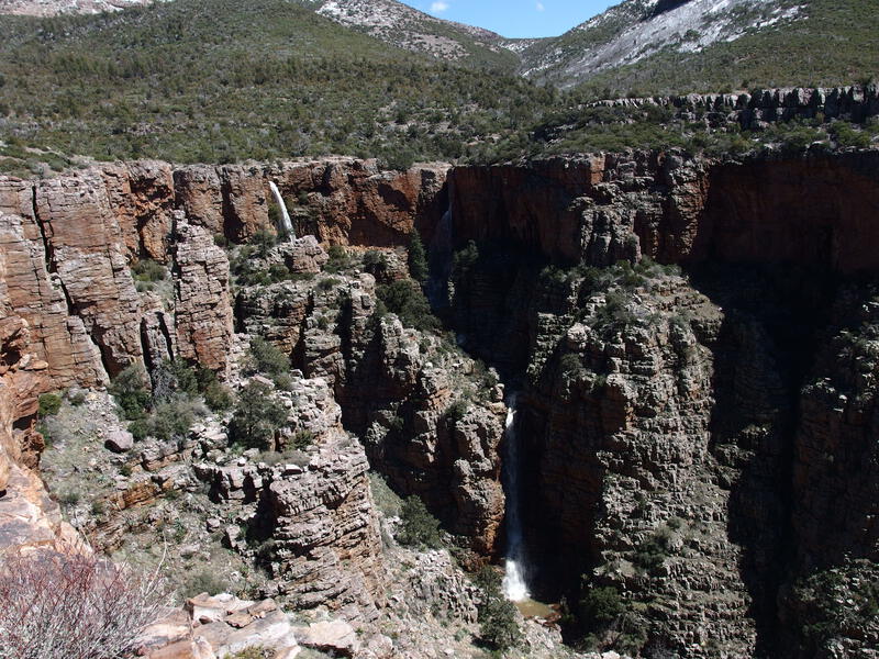 Three impressive drops into the canyon