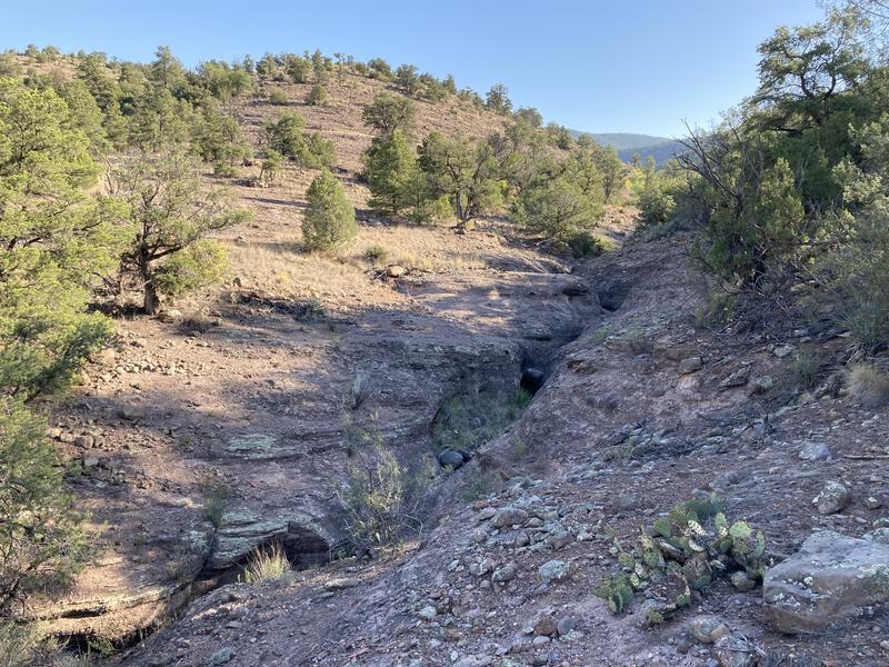 Fun rock formations along Cow Flat Trail