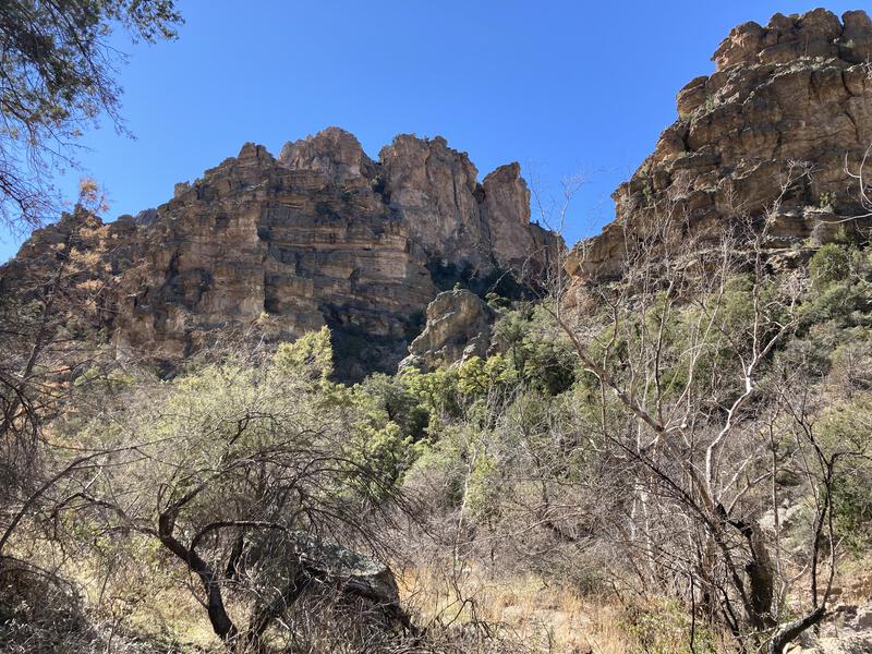 Big cliffs around Roger's Canyon
