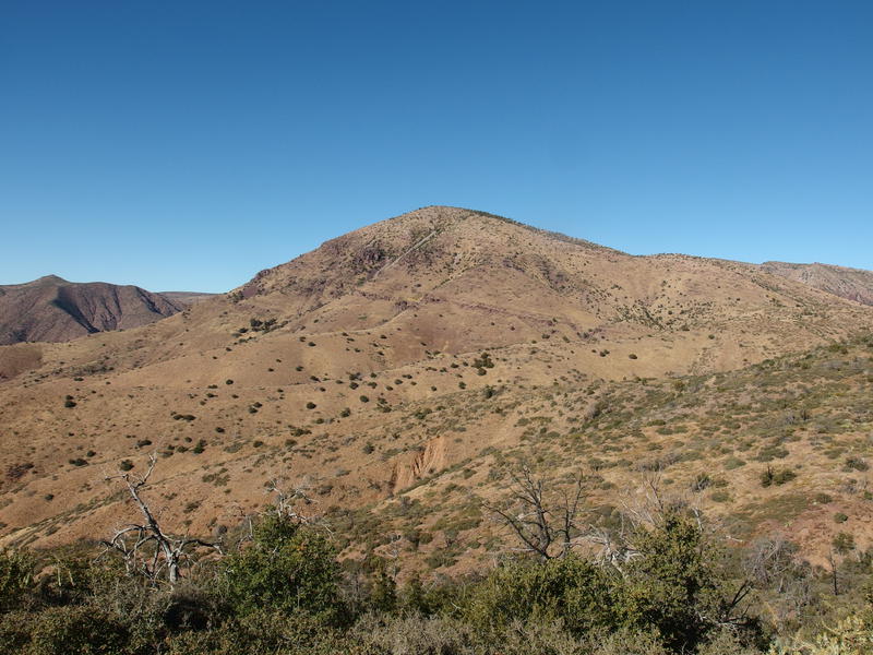 5932', the hill that marks a major Deadman confluence