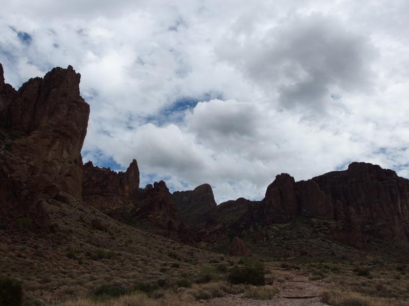 Approaching the canyon