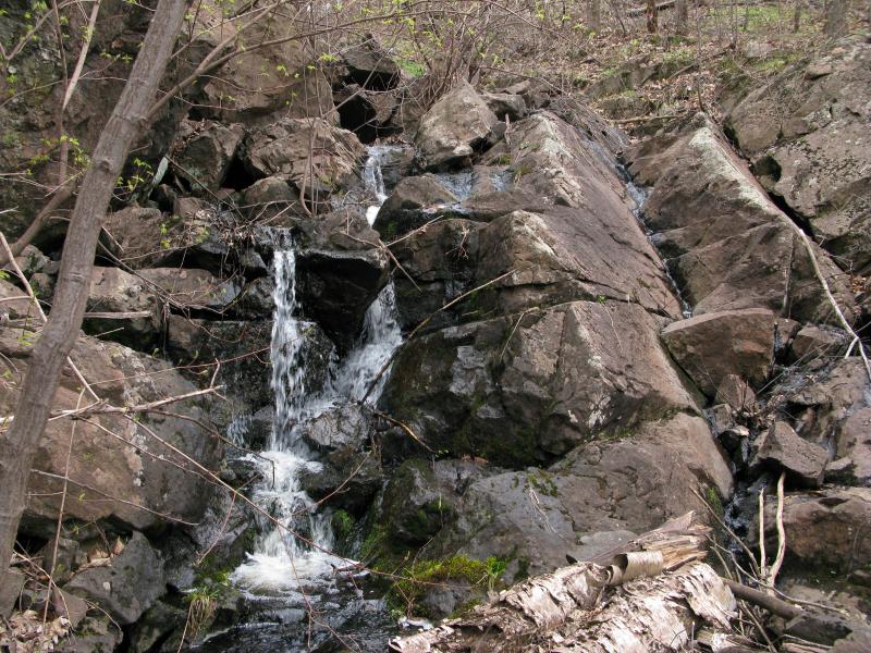 Small waterfall emptying Lake Miller into Ogden