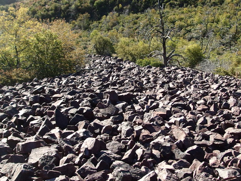 Semi-loose traverse over a rock slide